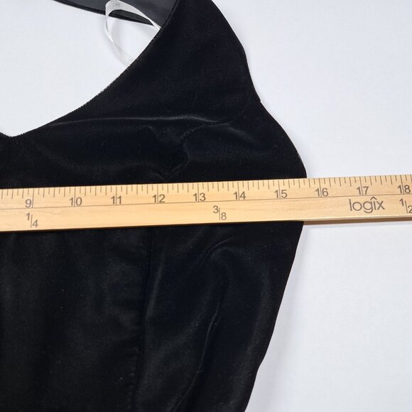 Davids Bridal Velvet Dress Black Halter Midi Sz 6 Formal Holiday Prom Wedding - Picture 3 of 11